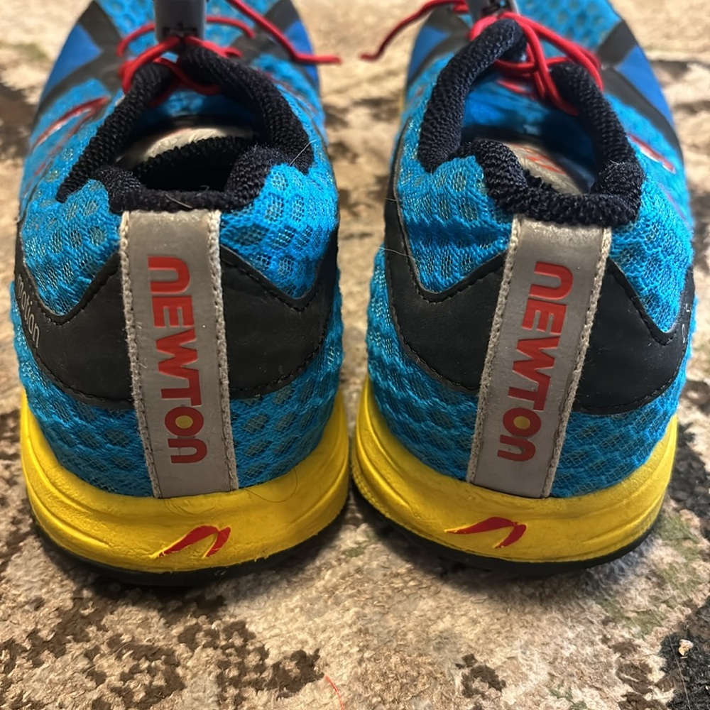 Newton athletic shoe mens 11 active workout outdoor blue yellow motion shoe - Picture 3 of 6